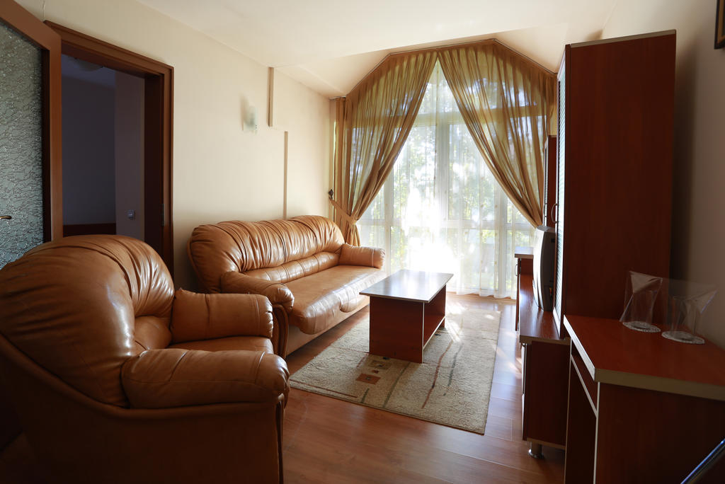 Acropolis Hotel بازارجيك الغرفة الصورة