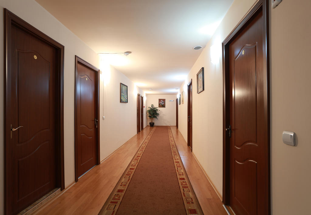Acropolis Hotel بازارجيك المظهر الخارجي الصورة
